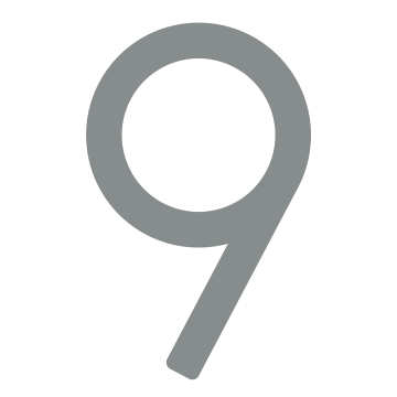 Modern huisnummer  "9" - 200 mm in grijs metallic