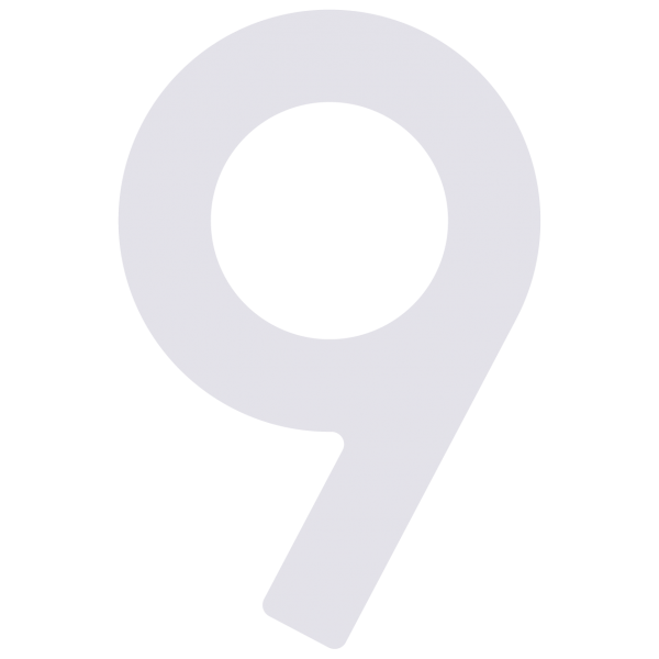 Huisnummer ''9'' Wit